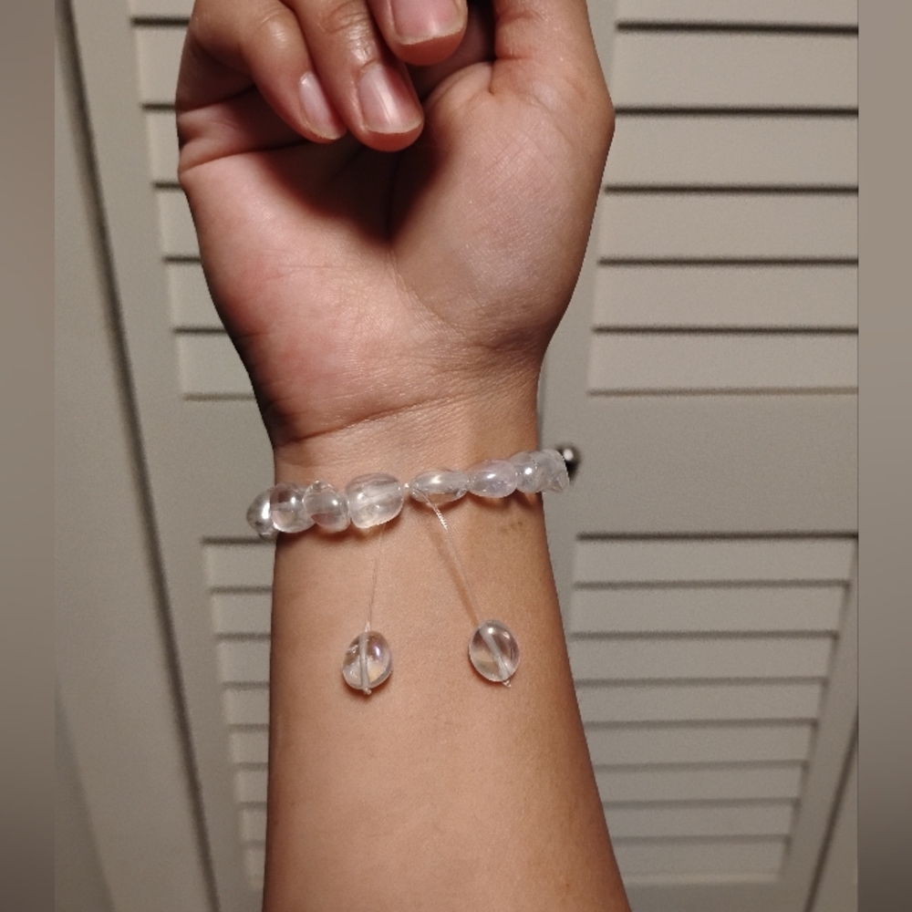 Women’s Semi-Precious Clear Beaded Stretch Bracelet – Adjustable - Picture 4 of 4